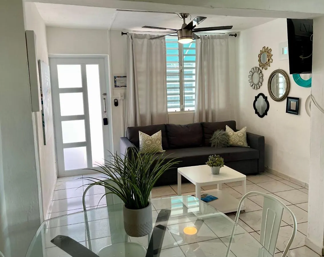 Multi Home In Isla Verde Beach Area With 5 Separate Apts Include 10 Bedrooms And 6 Bathrooms Sleep 26 People San Juan Puerto Rico