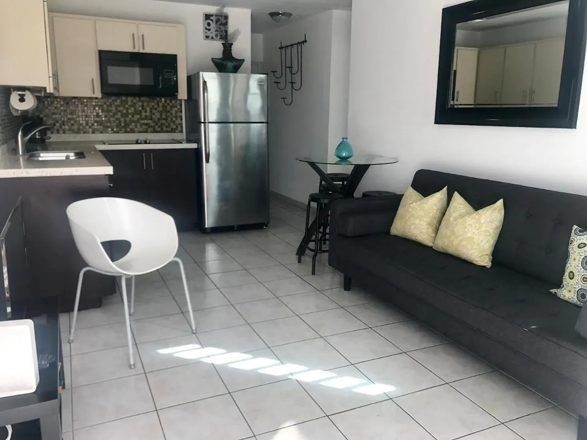 Apartment Multi Home In Isla Verde Beach Area With 5 Separate Apts Include 10 Bedrooms And 6 Bathrooms Sleep 26 People San Juan Puerto Rico